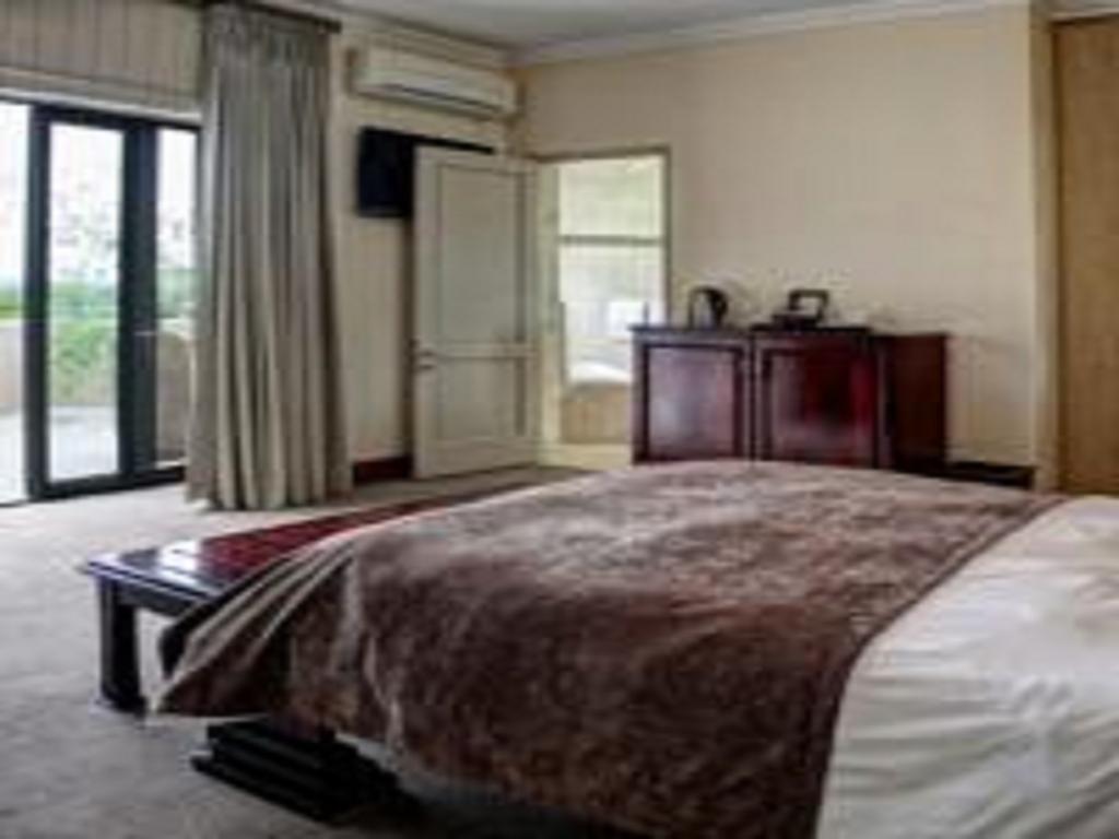 The Links Guest House Претория Екстериор снимка