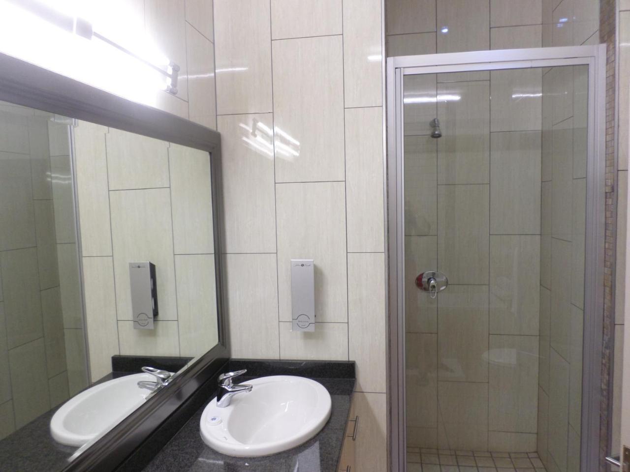 The Links Guest House Претория Екстериор снимка