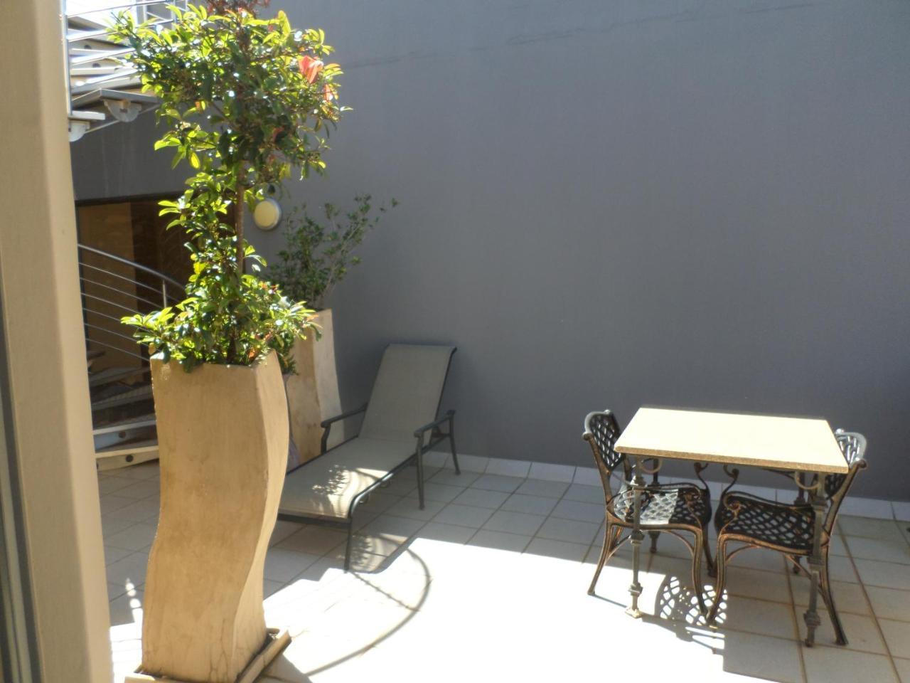 The Links Guest House Претория Екстериор снимка